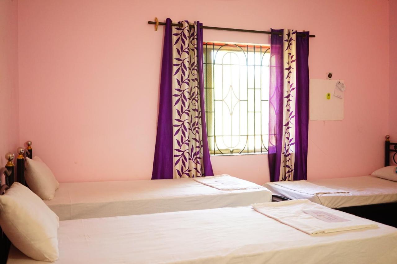 Rainbow Lining Hostels Palolem Exterior photo