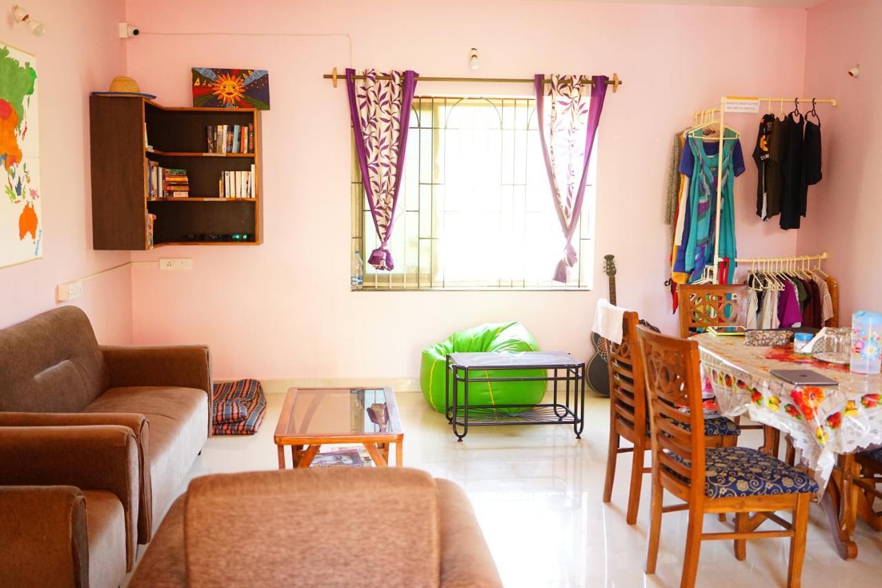 Rainbow Lining Hostels Palolem Exterior photo